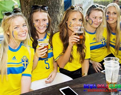 4.7 out of 5 stars 2 ratings. Registration | Swedish girls, Football cheerleaders ...