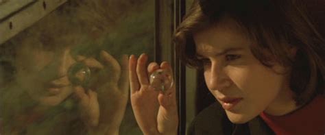 One living in poland, the other in france. The Double Life of Veronique Movie Review (1991) | Roger Ebert