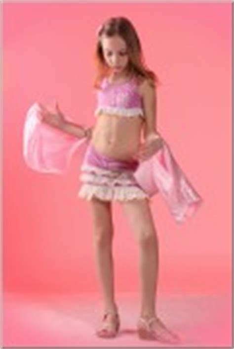 Check the model profile of violette from france. TeenModeling TMTV | Violette - Pink Ruffle (x95)