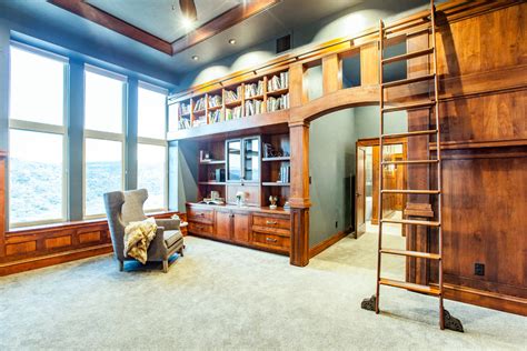 We won't be beat on price! Master Suite, Custom Woodwork - Craftsman - Home Office - Denver - by Videre Decor