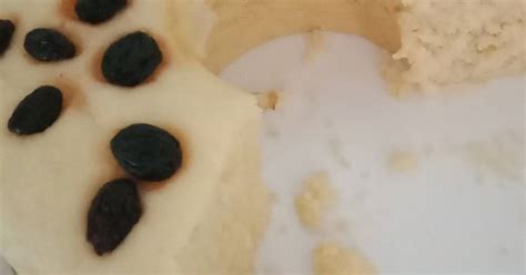 Yuk kita bikin kue bolu, tapi bolu kali ini kita pakai tape singkong ya. Resep Bolu Tape kukus (simple) oleh Henik Handayani - Cookpad