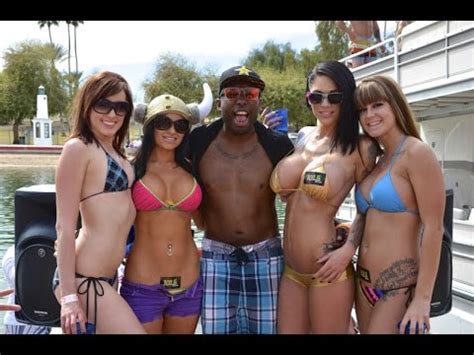 Universal's islands of adventure has reached. How to get pussy! - YouTube