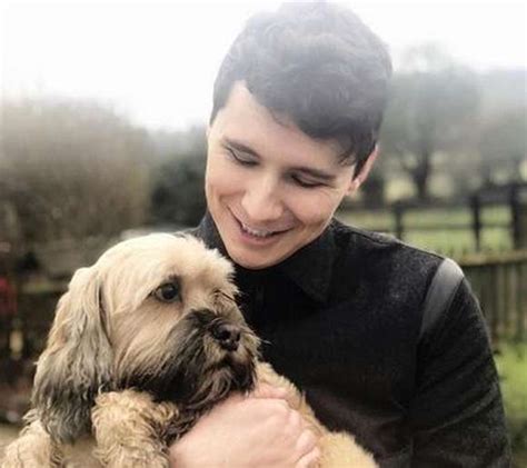 23 (born 10 nov, 1997). Daniel James 'Dan' Howell Age, Height, Wiki, Net Worth and ...