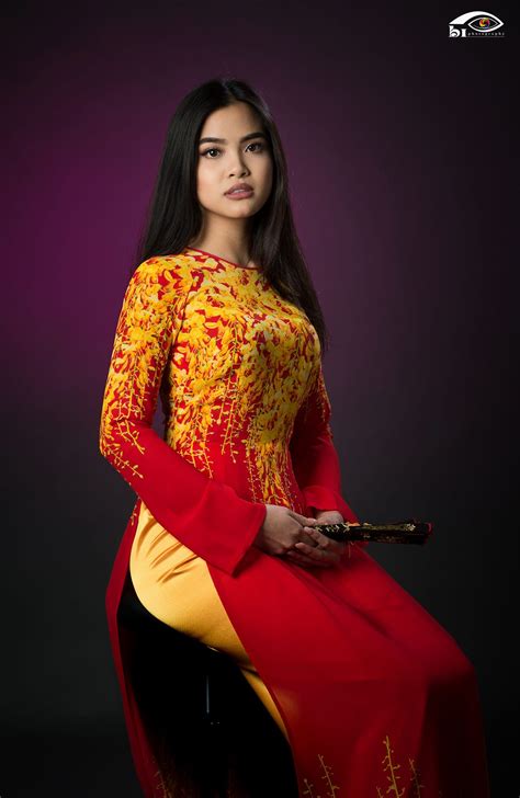Vietnamese long dress | Ao dai, Vietnamese long dress, Vietnamese dress