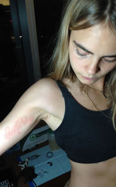 Cara delevingne tattoo at the 2015 met gala: Cara Delevingne Strips Down for New Mulberry Campaign ...