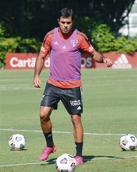 10 de novembro de 2020 à16 22:56h. SPNet - Escalação do São Paulo: liberados, Eder e Sara ...