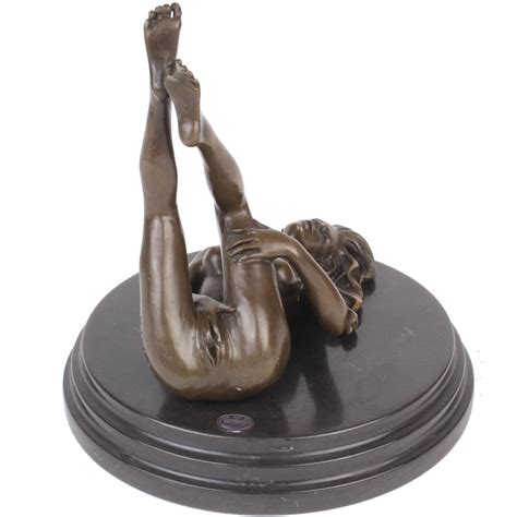 Maybe you would like to learn more about one of these? Statue érotique en bronze et marbre femme nue qui se ...