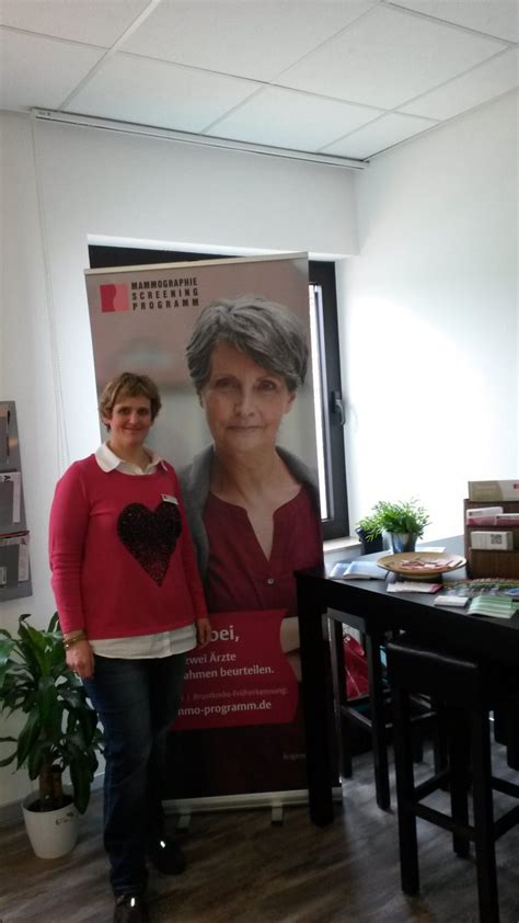 Mit dem selbständigen zahnarzt im haus der gesundheit sind die letzten fünf verbliebenen mediziner im hdg demnächst ohne räume. Infostand im Haus der Gesundheit in Salzgitter-Lebenstedt ...