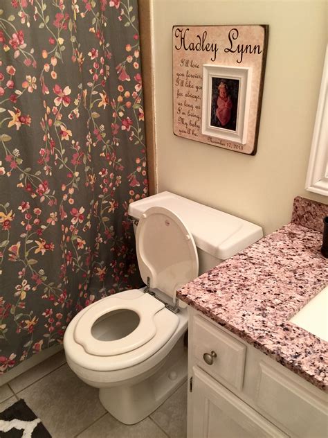 With the right design tricks and some experimentation with a new trend, color, or pattern, it's easy to bridge the gap between form and function—regardless of its size. Little Girls' Bathroom Update