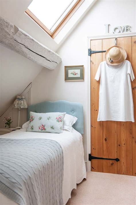 How to spice up the bedroom. 31 Small Space Ideas to Maximize Your Tiny Bedroom ...