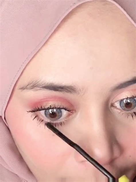 So special even muka korang berpeluh sekali pon foundation can blend as well. AlhaAlfa_Penang - Dengan omg mascara ni bulu mata...