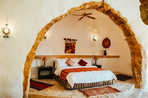 If you have claustrophobia that helps a lot. Petra (Jordânia): como chegar, onde ficar e o que fazer na Cidade Rosa