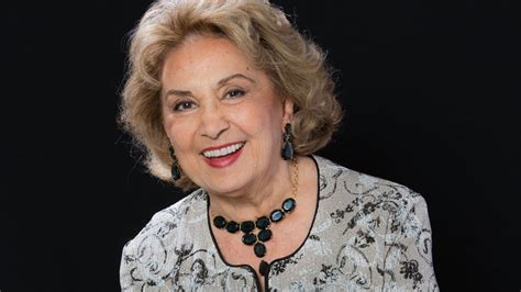 A atriz eva wilma morreu neste sábado (15) aos 87 anos, no hospital israelita albert einstein, em são paulo/sp. Eva Wilma em "Eva a Live" no Teatro #EmCasaComSesc - YouTube