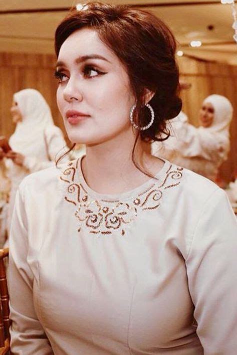 10 artis tercantik di malaysia 2020 (pelakon) indonesia reaction. 78 Imej Uqasha Senrose terbaik | Pelakon wanita, Malaysia ...