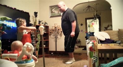 Mom get the camera (self.momgetthecamera). Mom Set Up A Hidden Camera To See What Dad Does When She's ...