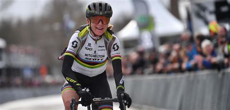 Annemiek van vleuten of the netherlands celebrates winning. Annemiek van Vleuten: "Ik maakte me zorgen over deal met ...