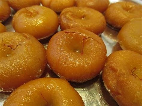 Rava kesari is one of the oldest traditional sweets of india. Sweet Recipes In Tamil : தீபாவளி ஸ்வீட்ஸ் வகைகள் | Diwali ...