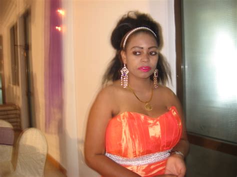 Subscribe lime comment and share.thank you. Mabibi Harusi / Tanzania Weddings: HONGERA SILLAH MBUYA ...