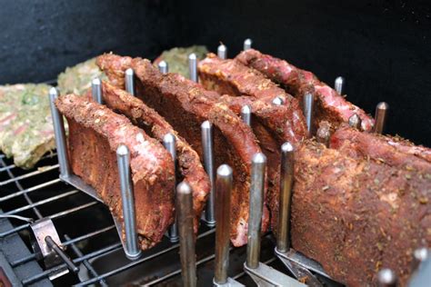 Noun rub and tug (plural rub and tugs). Weltuntergang Grillen ... Jerk-Baby-back-Ribs & dry-Rub ...