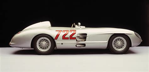 It was also a vehicle worthy of every superlative: Image result for mercedes benz 300 slr Stirling Moss | Manuel fangio, Autos, Carreras