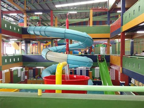 This water park in the club grounds is open to the public and members alike. 6 Water Parks in Johor Bahru for a Refreshing Summer ...
