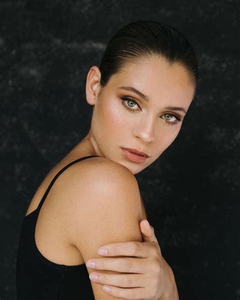 Daniela melchior is a celebrity actress who was born on november 1st in the year 1996 in portugal. Daniela Melchior: a Beleza da atriz que está a conquistar ...