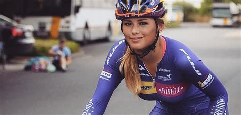 People who liked puck moonen's feet, also liked De mooiste sportvrouw van ons land is na 5 jaar weer ...