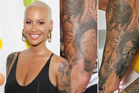 Rose's tattoo now depicts a man that. Amber Rose borra a Wiz Khalifa por Slash | Farandulista