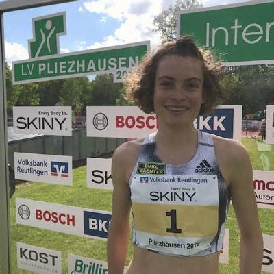 Klosterhalfen dominiert, klosterhalfen eilt allen davon. LÄUFERMEETING PLIEZHAUSEN: bericht