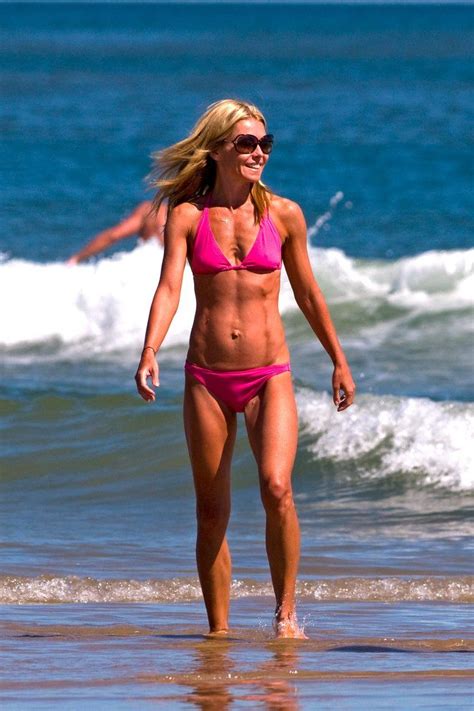See more celebrity camel toe pics, right here. 7 Times Kelly Ripa Bared It All in a Bikini | Kelly ripa ...