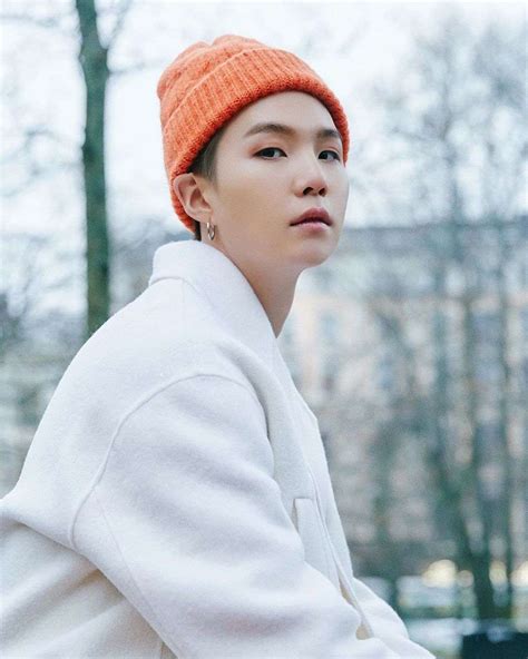 Meskipun bahasanya terbiang alay, kalau kekasihmu suka. Unik dan Lucu! Begini Panggilan Sayang 10 Idol KPop dari ...