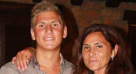 Entrare nelle forze armate e diventare pilota delle frecce. La mamma di Marco Vannini: «L'hanno ucciso due volte»