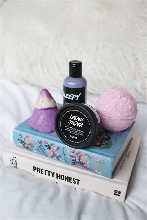 I bought the most expensive item from lush i have a problem. Lush 'Relax' Gift Box Review - Zoey Olivia