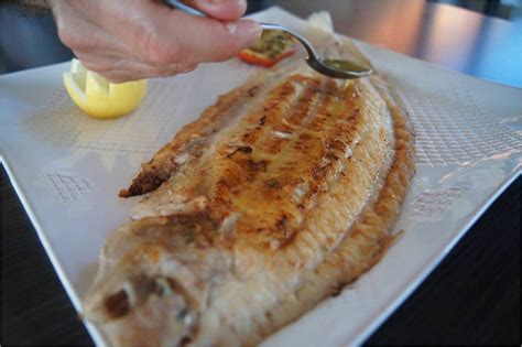 Sol meunière (a sole recipe). Sole meunière - La cuisine, c'est lui... et moi