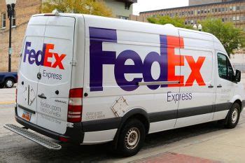 Go to fedex to get a rate quote. Fedex Pulls Back on Its Amazon Delivery Services - The ...