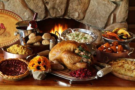 I'm not quite sure how the thanksgiving dinner evolved into such a big and complicated meal. Turkey Baskets (In-Room Dining) | Big Cedar Lodge