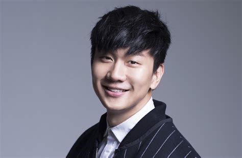 Unfortunately, despite over a year in making, the concert experience for a majority of the fans. JJ Lin Will Be Performing In S'pore As Part Of His ...