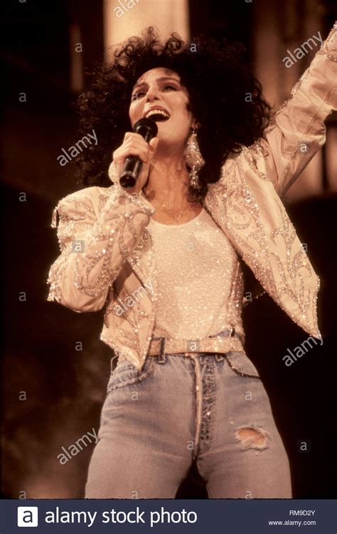 She's the pop icon with over six decades of ongoing success and over one hundred million record sales! Singer Cher Stockfotos und -bilder Kaufen - Alamy