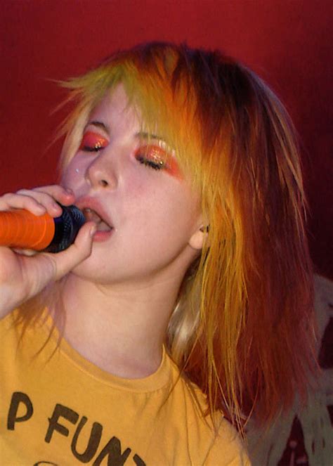 Maybe you would like to learn more about one of these? Yellow Bangs 2007 - Hayley William's Hair Photo (20599751 ...