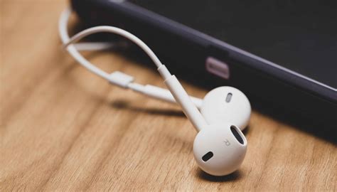 Hab jetzt einen podcast mit @chrsmmr, drinnies, kommt jeden dienstag, starten heut direkt mit einer doppelfolge, haben uns echt mühe gegeben. AJB Recommends: Spiritual Podcasts During COVID-19 Crisis ...