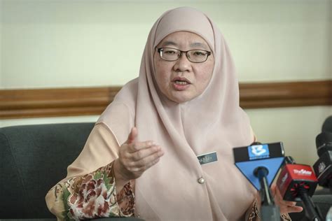 Unit jawatan utama perkhidmatan awam. 500,000 guru tetap bertugas - Utusan Digital