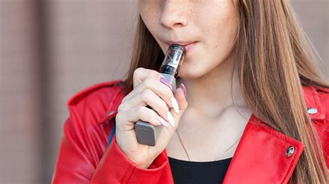 18+ i have no problem with it, under 18, only problem i have with it is where are they getting their juice and why is that place selling to minors. How Many Puffs A Day Is Normal For Vaping - What Are Kids Saying