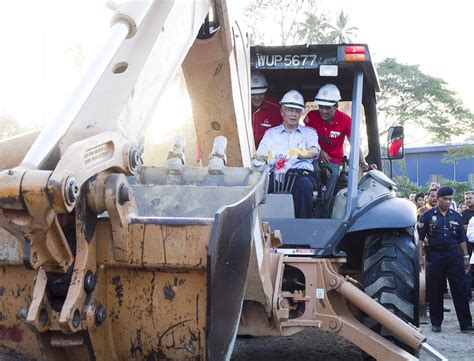 Untuk kali ni kami percaya para kontraktor akan. Majlis Pecah Tanah Projek Perumahan Rakyat (PPR) Kota Bhar ...