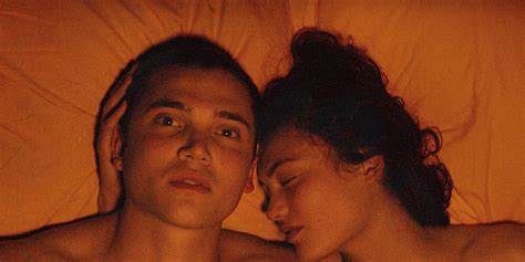 Murphy is an american living in paris who enters a highly sexually and emotionally charged relationship with the unstable electra. LOVE 2015 GASPAR NOE TELECHARGER