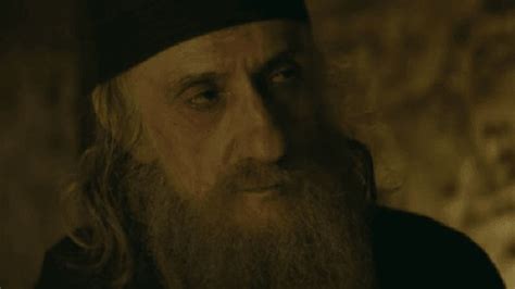 Ο τίτλος της ταινίας που τη σκηνοθέτησε ο ζιλ ντασέν, είναι, εκείνος που έπρεπε να πεθάνει. Ακυκλοφόρητο βίντεο του Στάθη Ψάλτη για την ταινία ...