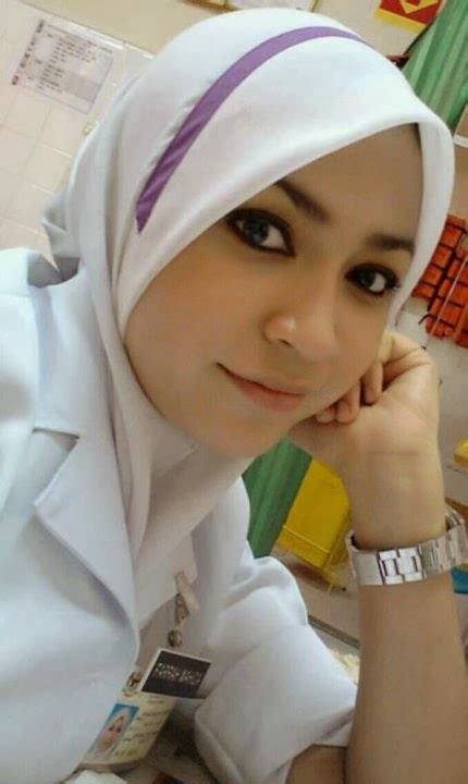 Jilbab kekinian (@jilbab_kekinian) | twitter twimg.com. PIRDOT: Kumpulan Foto Bidan dan Perawat Cantik