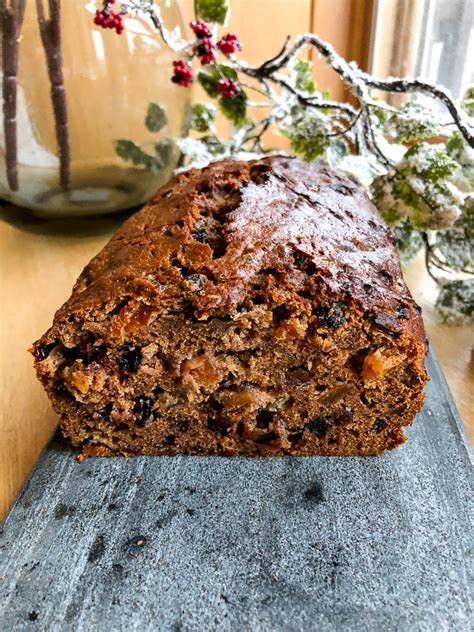 Fruitcake gets a bad rap. Alton Brown Fruit Cake / Holiday Cooking Alton Brown S Fruit Cake Diana Samuel : Cake flour ...