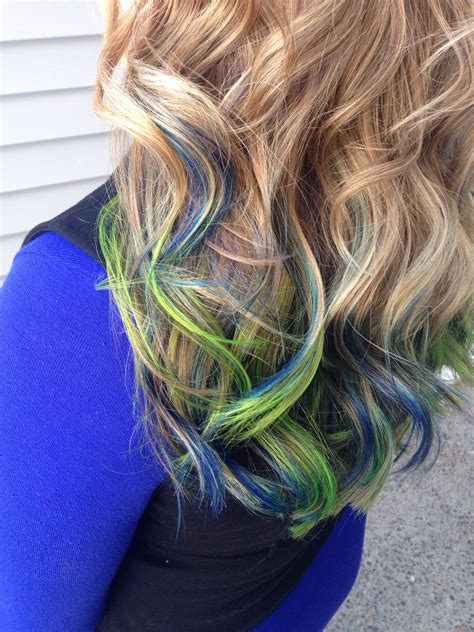 Dip dye is not as demanding to smooth blends of hues as balayage and ombre, so you can really do it yourself. Dip dye hair with Seahawks colors! | Dip dye hair, Hair ...