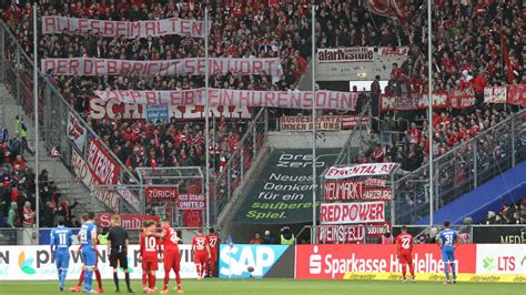 2:30pm, saturday 29th february 2020. Lección histórica del Hoffenheim y el Bayern a sus ultras ...