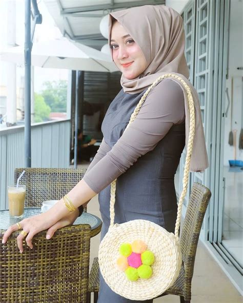 18 ootd hijabers untuk remaja kekinian. Pin on Ootd Hijab